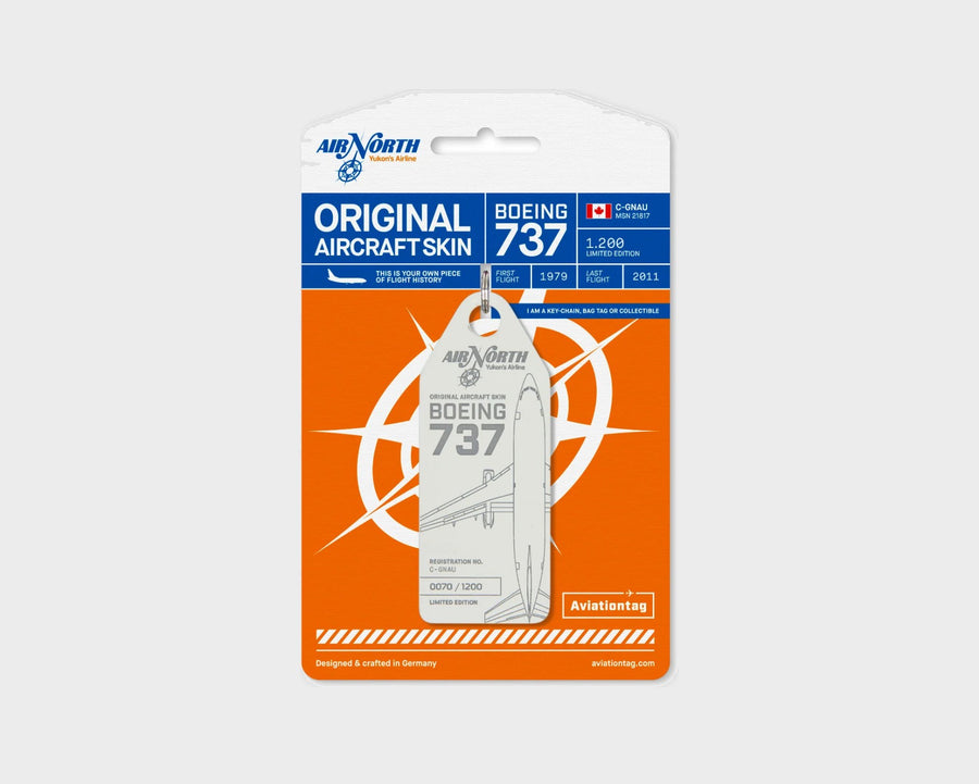 Air North Boeing 737-200 C-GNAU Aviationtag, aircraft skin keychain in white on original packaging